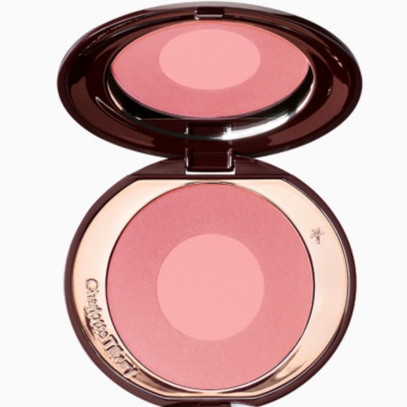 Charlotte Tilbury Other - Charlotte Tilbury Cheek to Chic Blush in Love Glow